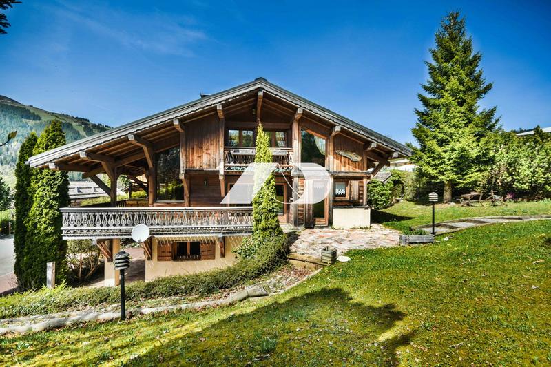 Châlet - 161 m² - 6 pièces