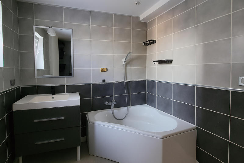 Maison - 93 m² - 3 pièces