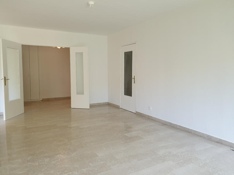 Appartement - 82 m² - 3 pièces
