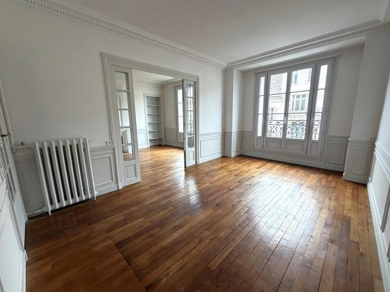 Appartement - 102 m² - 4 pièces