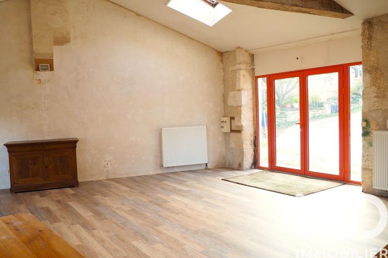 Maison - 1 220 m² - 28 pièces