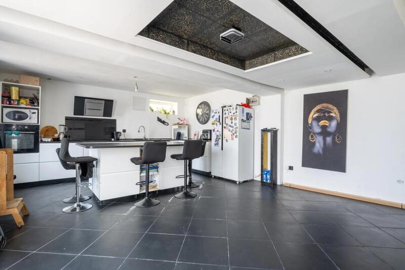 Maison - 113 m² - 6 pièces