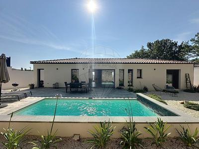 Maison - 105 m² - 4 pièces