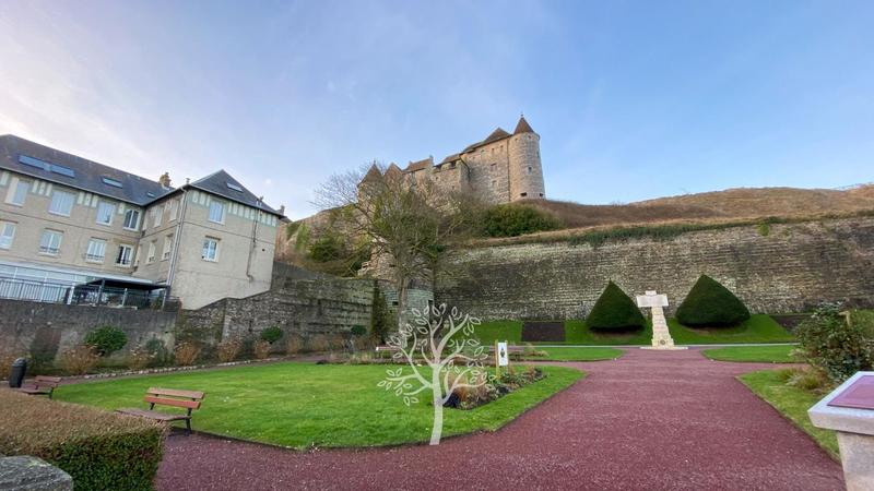 Appartement - 170 m² - 6 pièces