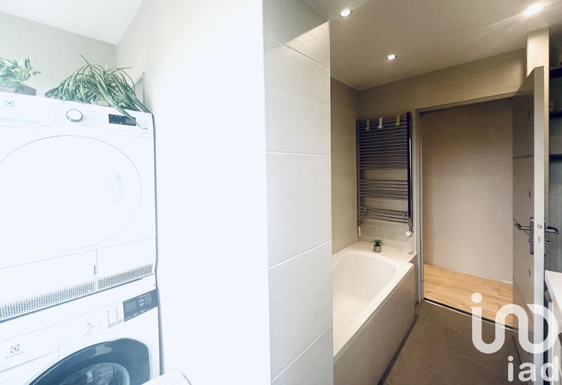 Appartement - 92 m² - 4 pièces