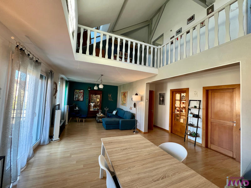 Maison - 190 m² - 7 pièces