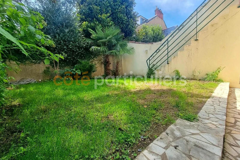 Maison - 195 m² - 10 pièces