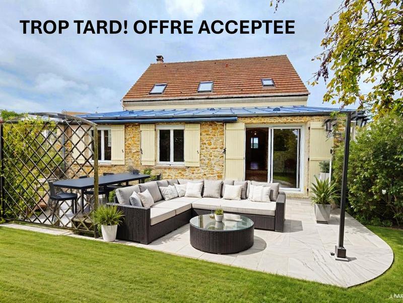 Pavillon - 200 m² - 8 pièces