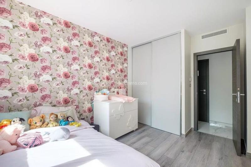 Appartement - 110 m² - 4 pièces