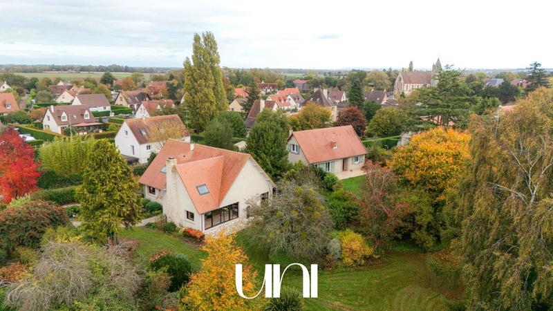 Maison - 265 m² - 8 pièces