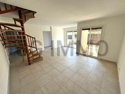 Maison - 97 m² - 6 pièces