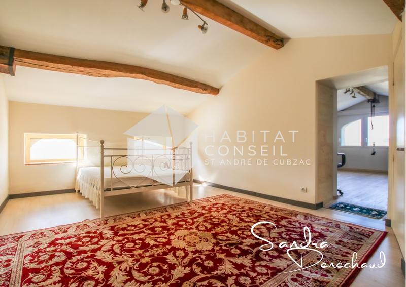 Maison - 283 m² - 9 pièces