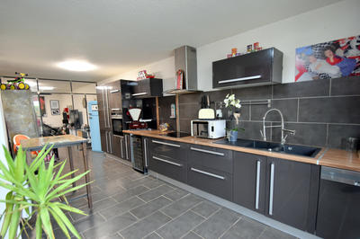 Maison - 102 m² - 3 pièces