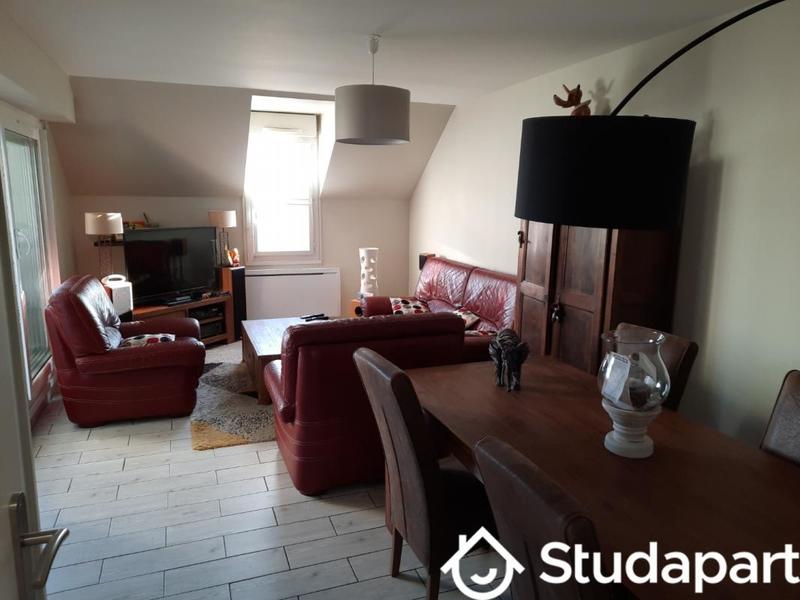 Chambre - 11 m² - 1 pièce