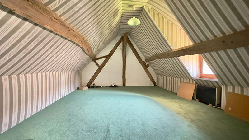 Maison - 231 m² - 15 pièces