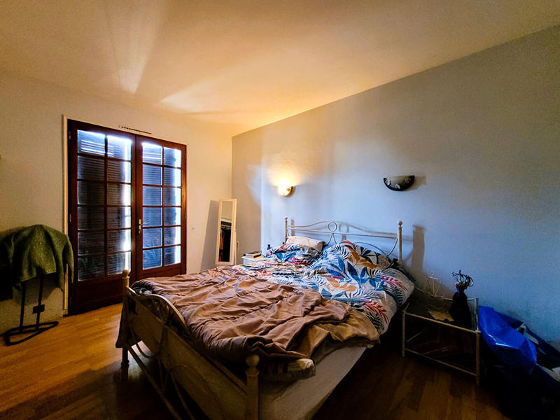 Maison - 177 m² - 7 pièces