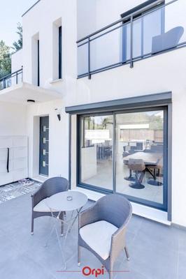 Maison - 120 m² - 4 pièces