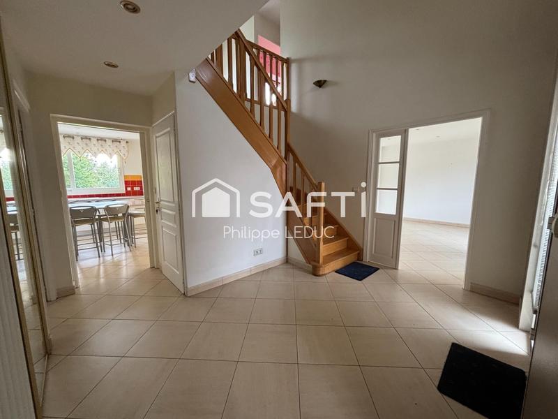 Maison - 199 m² - 9 pièces