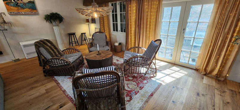 Maison traditionnelle - 177 m² - 7 pièces