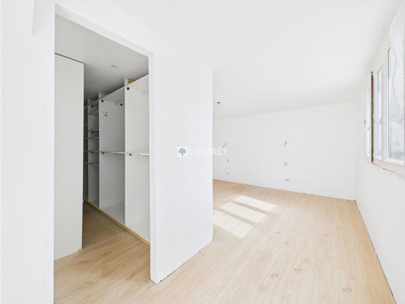 Corps de ferme - 187 m² - 6 pièces