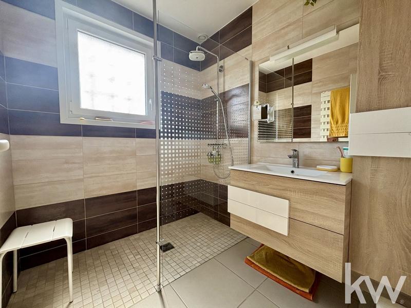 Maison - 117 m² - 5 pièces