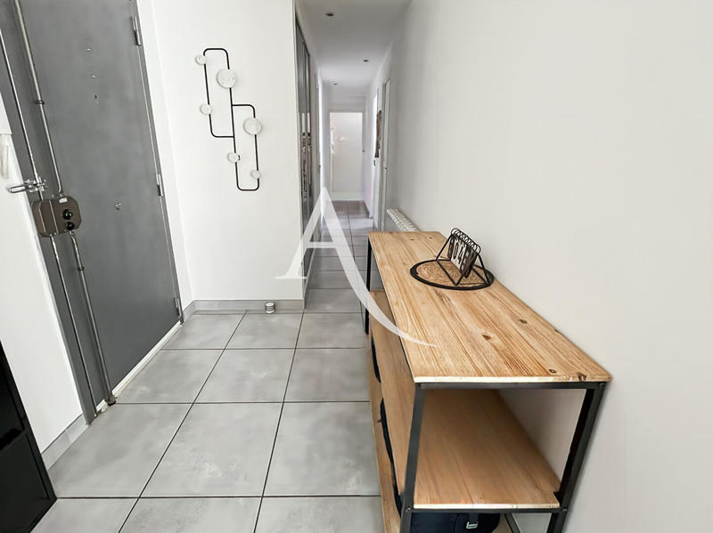 Appartement - 72 m² - 4 pièces