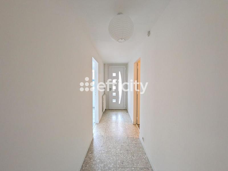 Appartement - 96 m² - 4 pièces