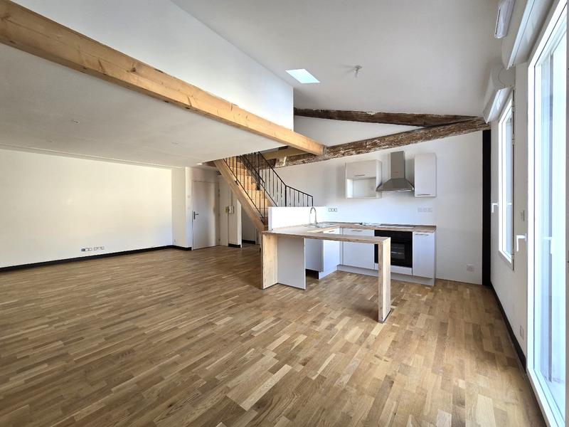 Appartement - 106 m² - 4 pièces