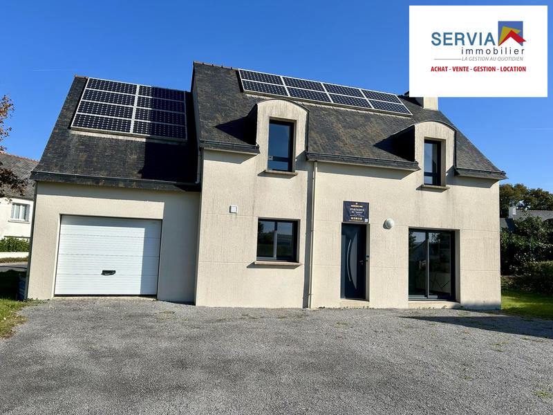 Maison - 104 m² - 5 pièces