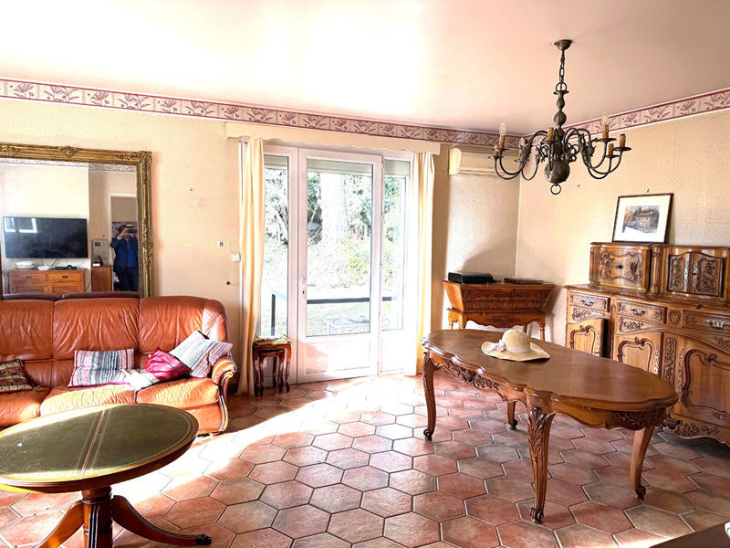 Maison - 98 m² - 4 pièces