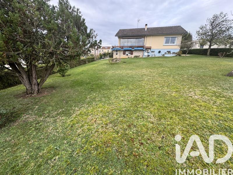 Maison - 102 m² - 4 pièces