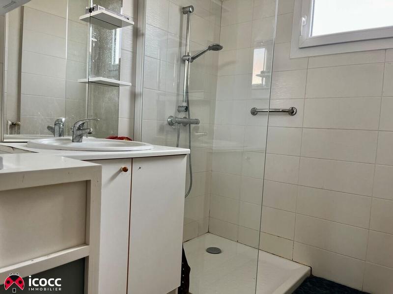 Maison - 180 m² - 8 pièces