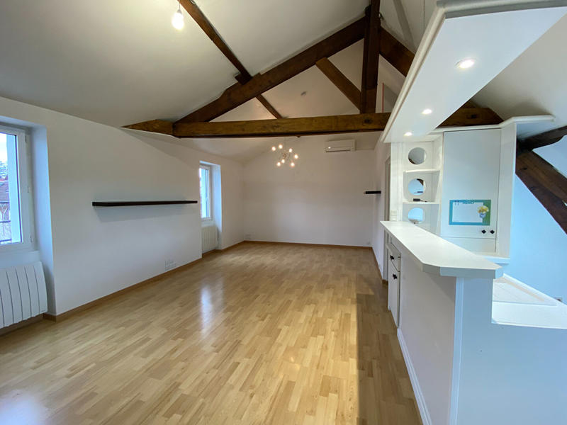 Appartement - 83 m² - 3 pièces