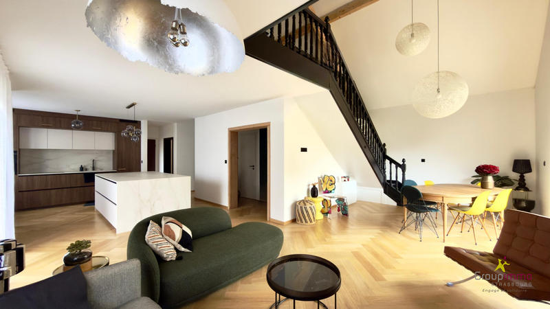 Maison - 135 m² - 6 pièces