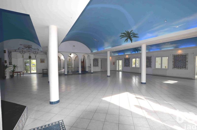 Local commercial - 420 m²