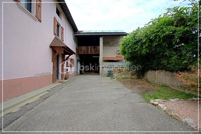 Maison - 165 m² - 8 pièces