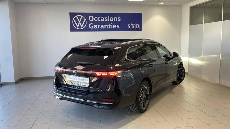 Volkswagen Passat 1.5 eTSI Opf 150 Dsg7 Elegance