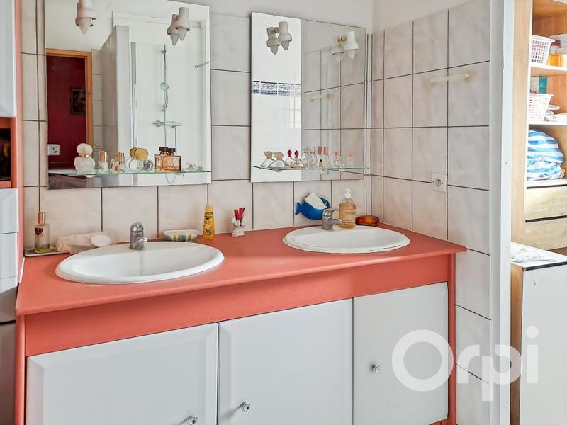 Maison - 183 m² - 7 pièces