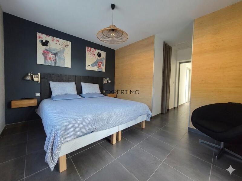 Villa - 150 m² - 4 pièces