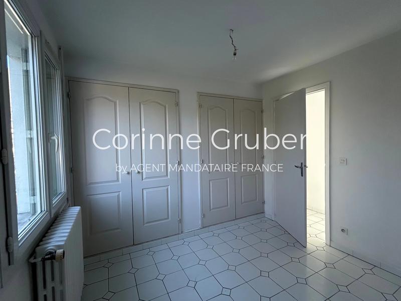 Appartement - 93 m² - 4 pièces