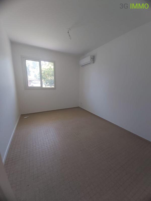 Maison - 80 m² - 3 pièces