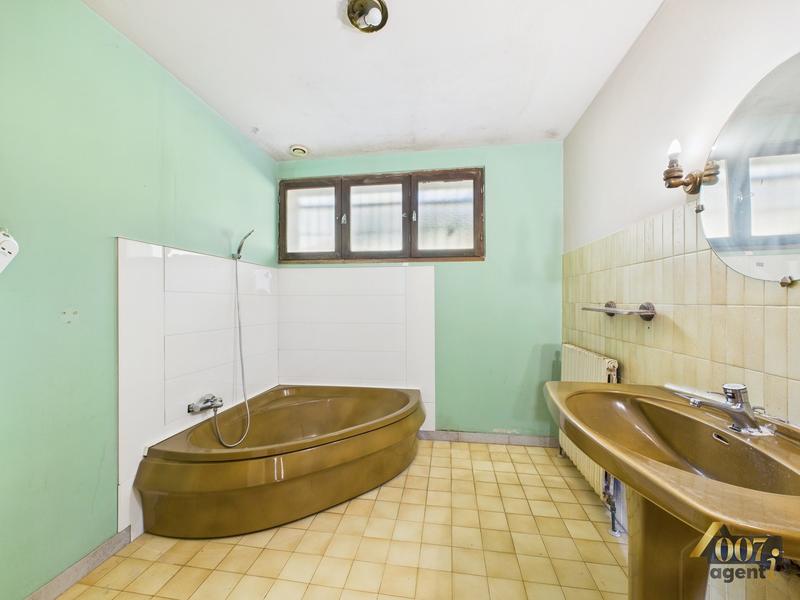 Maison - 104 m² - 4 pièces