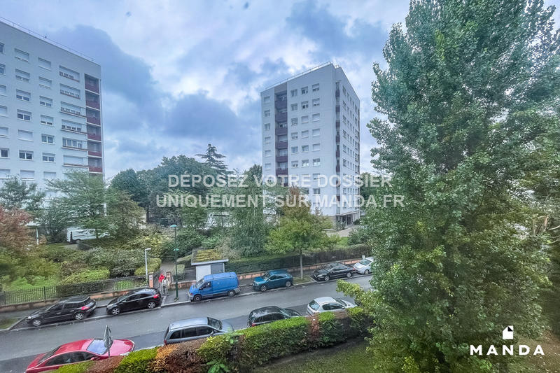 Chambre - 10 m² - 4 pièces