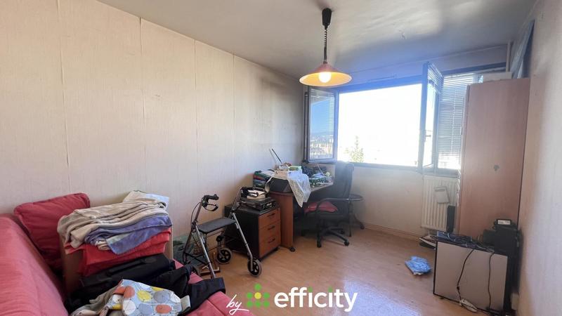 Appartement - 75 m² - 3 pièces