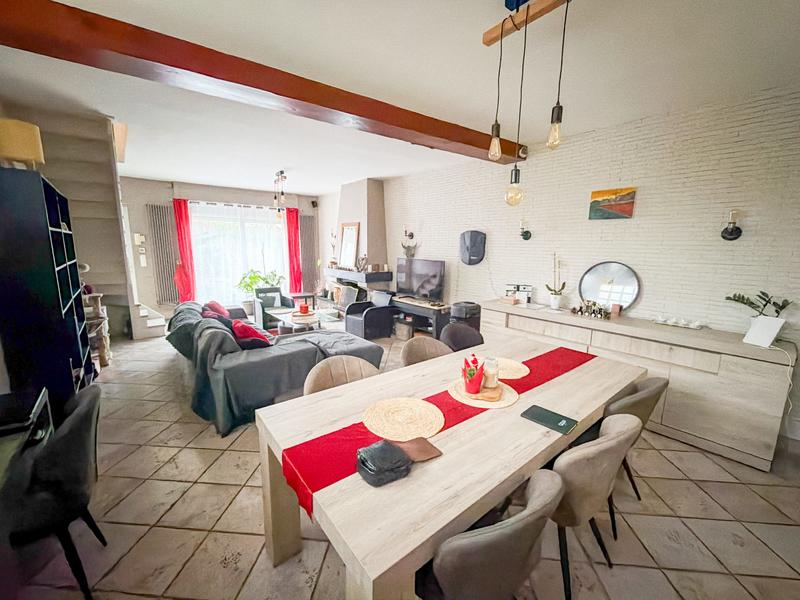 Maison - 110 m² - 4 pièces