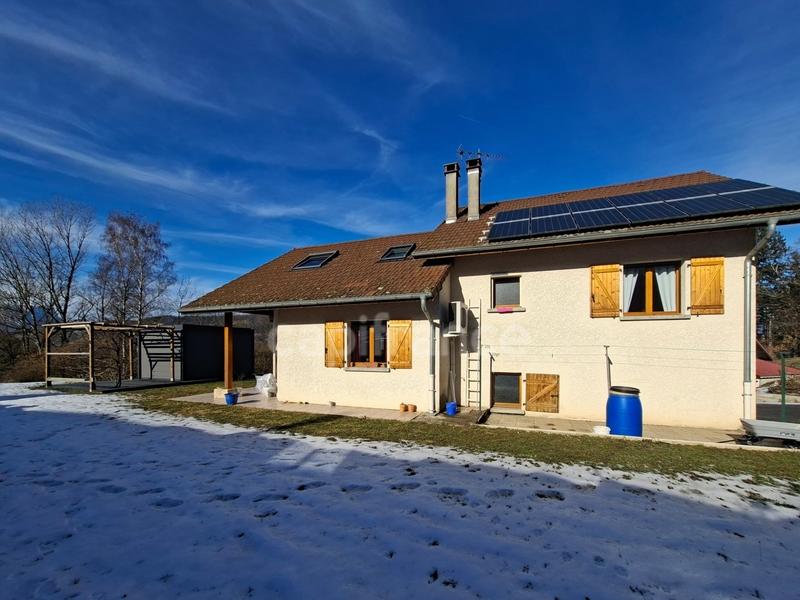 Maison - 115 m² - 6 pièces