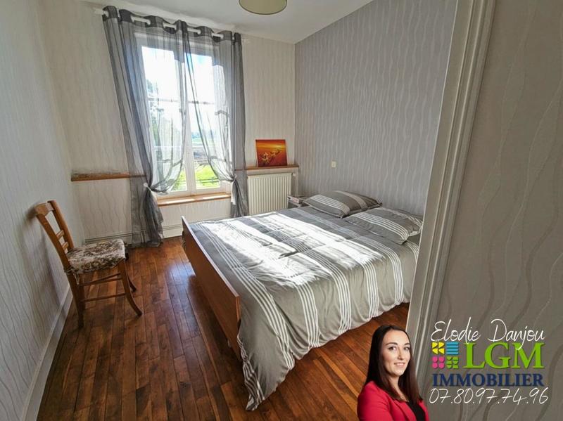 Moulin - 240 m² - 4 pièces