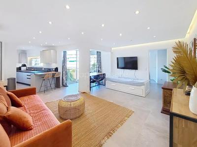 Appartement - 57 m² - 2 pièces