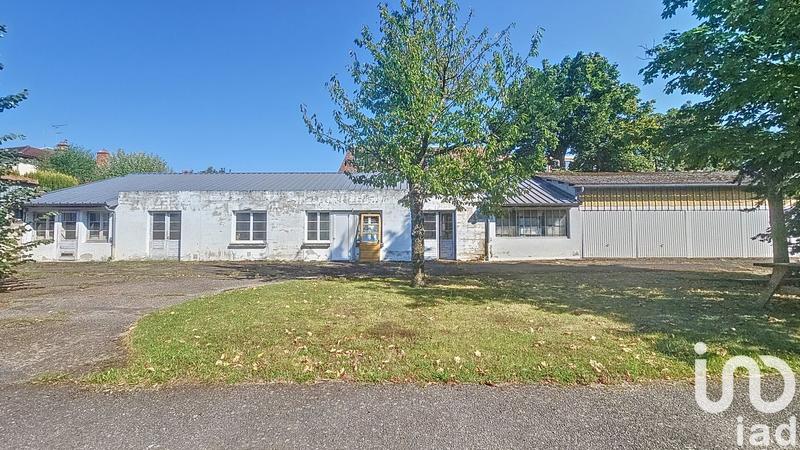 Château - 900 m² - 32 pièces