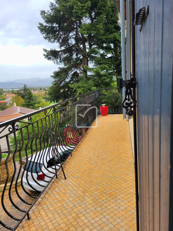 Maison - 178 m² - 7 pièces